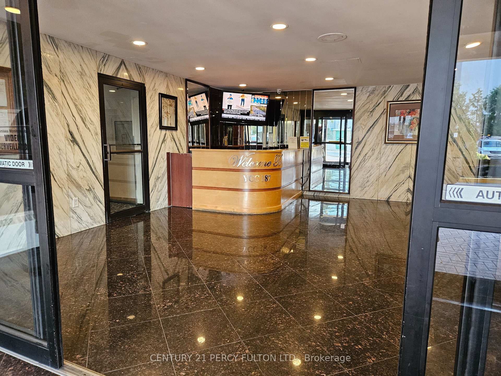 3390 WESTON Road Unit 601 photo 3