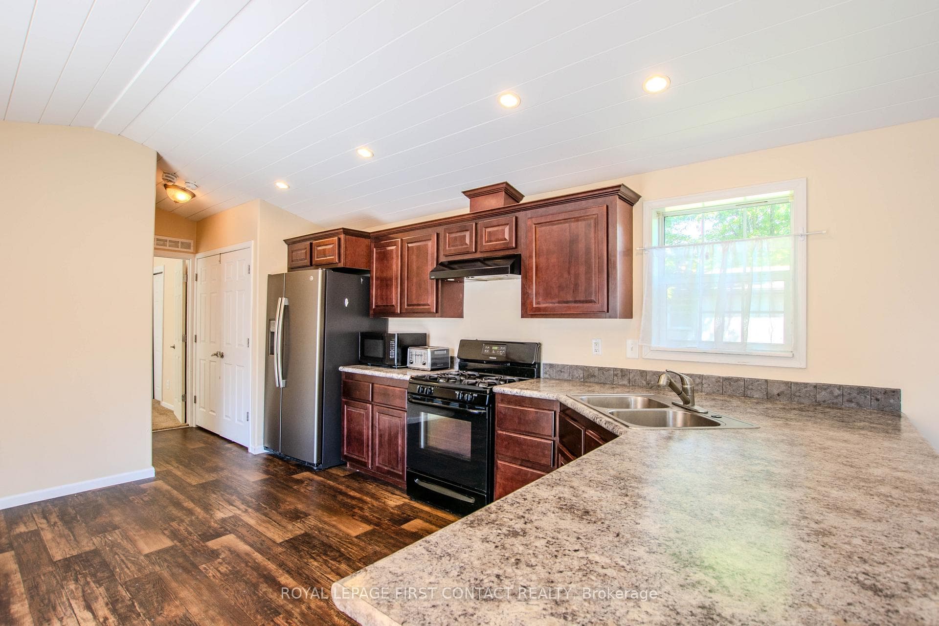 23 Georgian Glen Drive Unit N/A photo 8