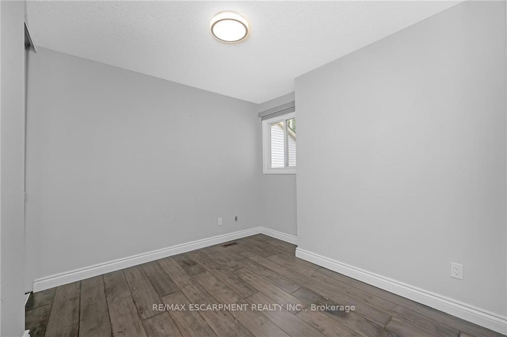 5255 Lakeshore Road Unit 10 photo 23