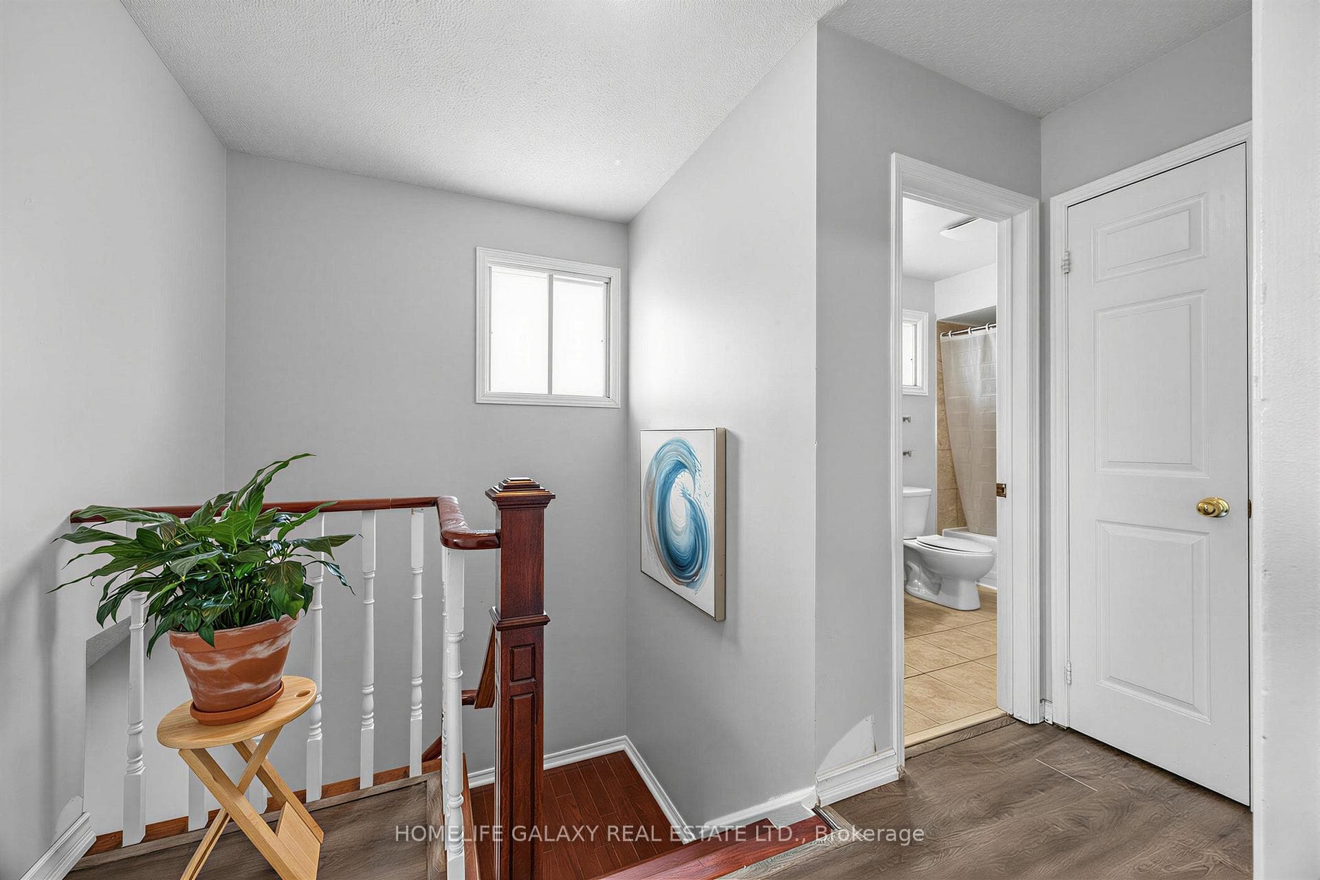 6 Bluebell Crescent photo 22