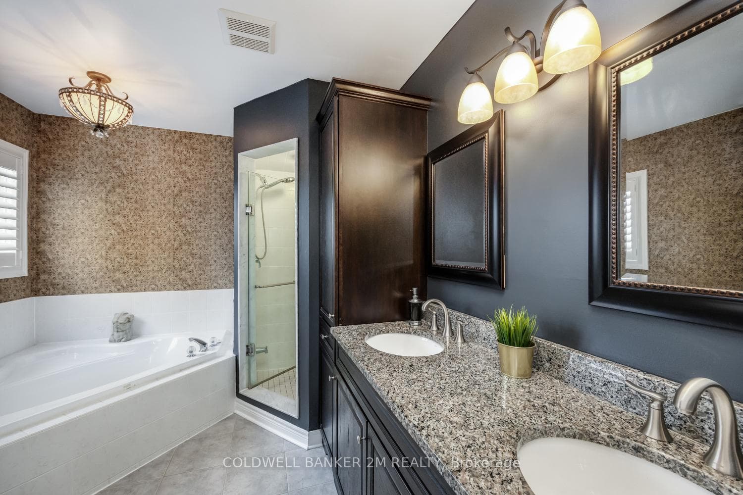 127 Steinway Drive photo 23