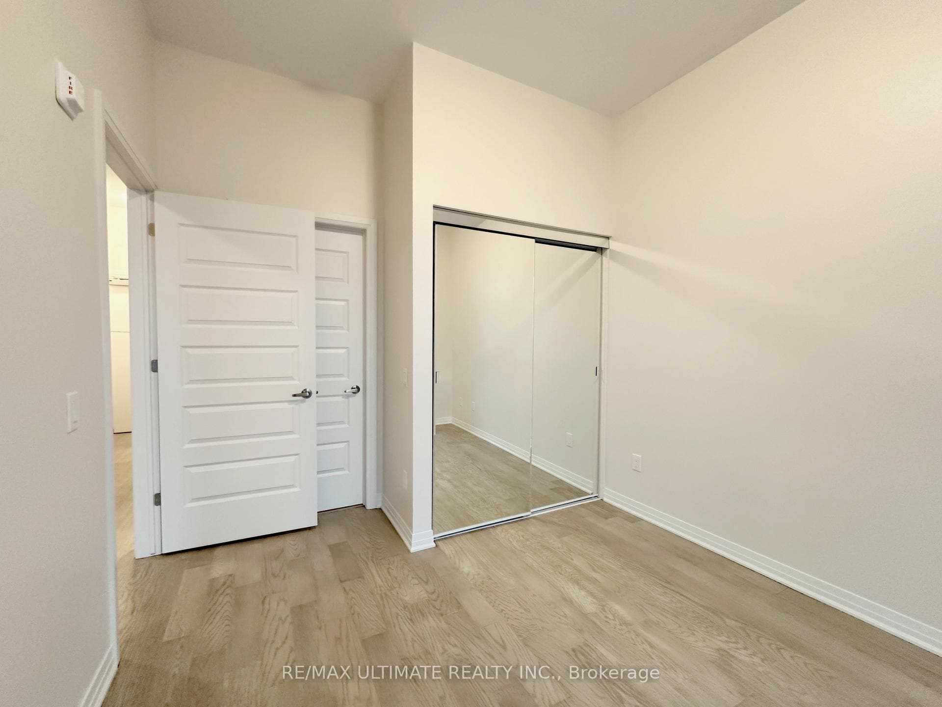 470 Gordon Krantz Avenue Unit 611 photo 5