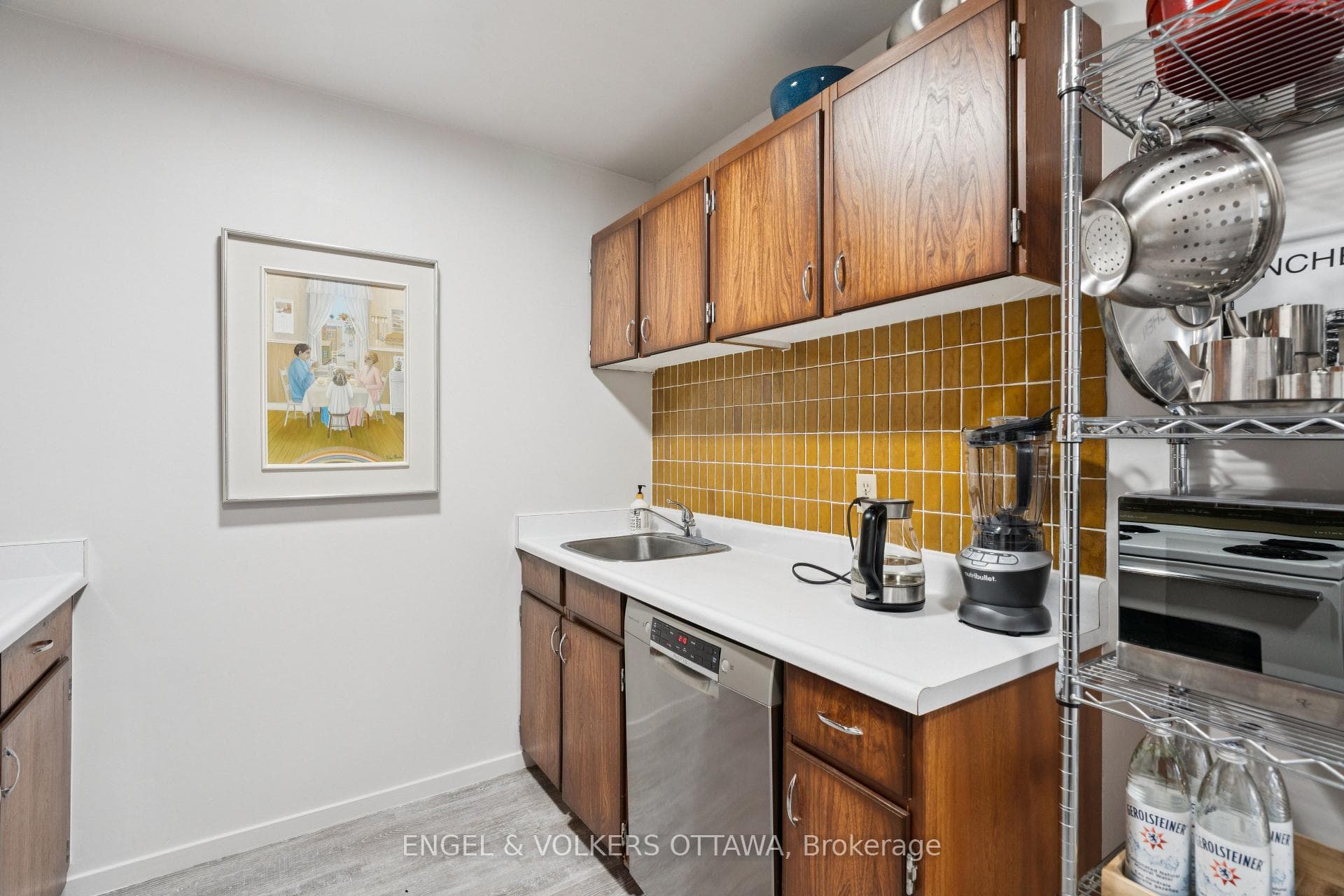 400 Laurier Street Unit 8A photo 20