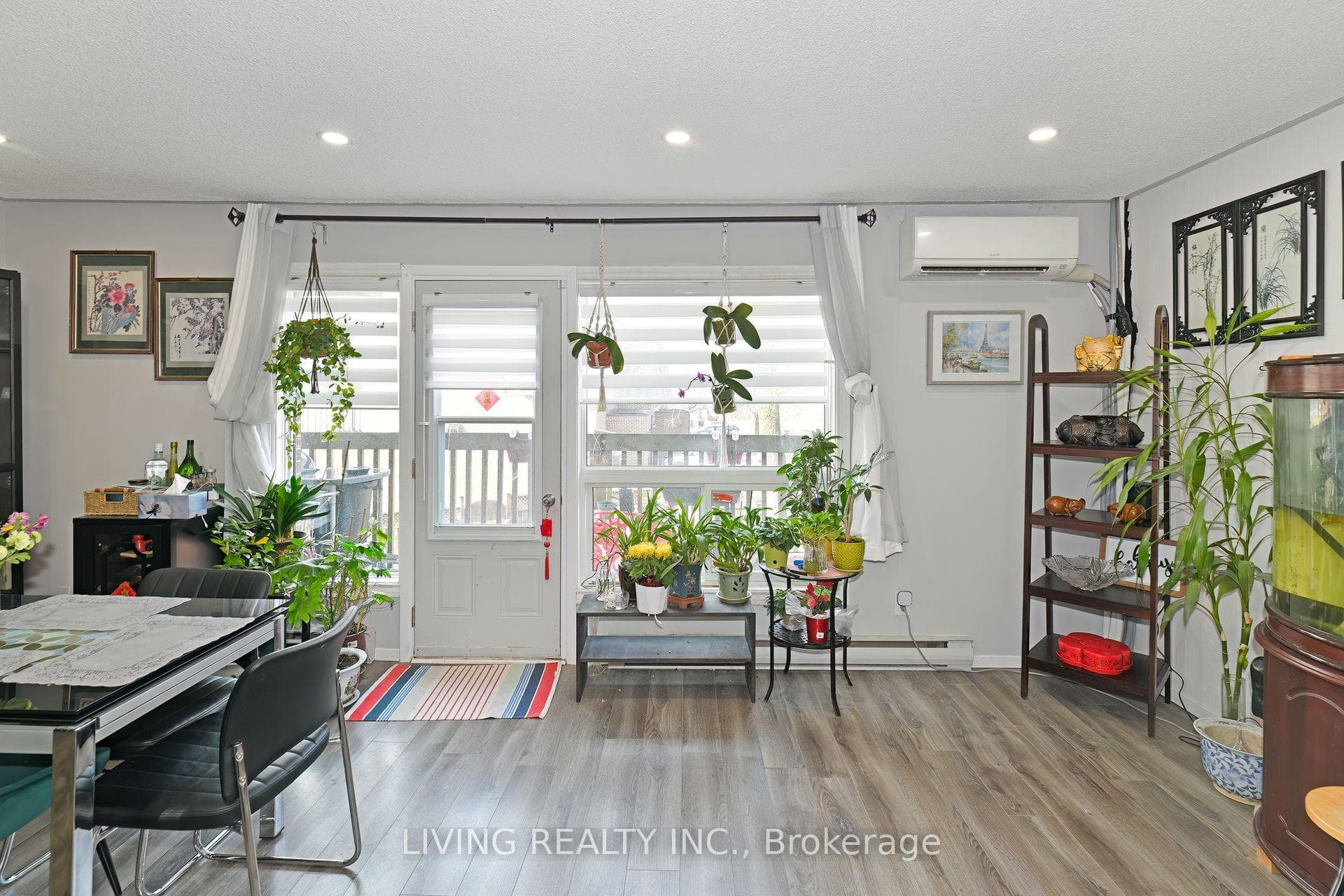 74 Deacon Lane photo 9