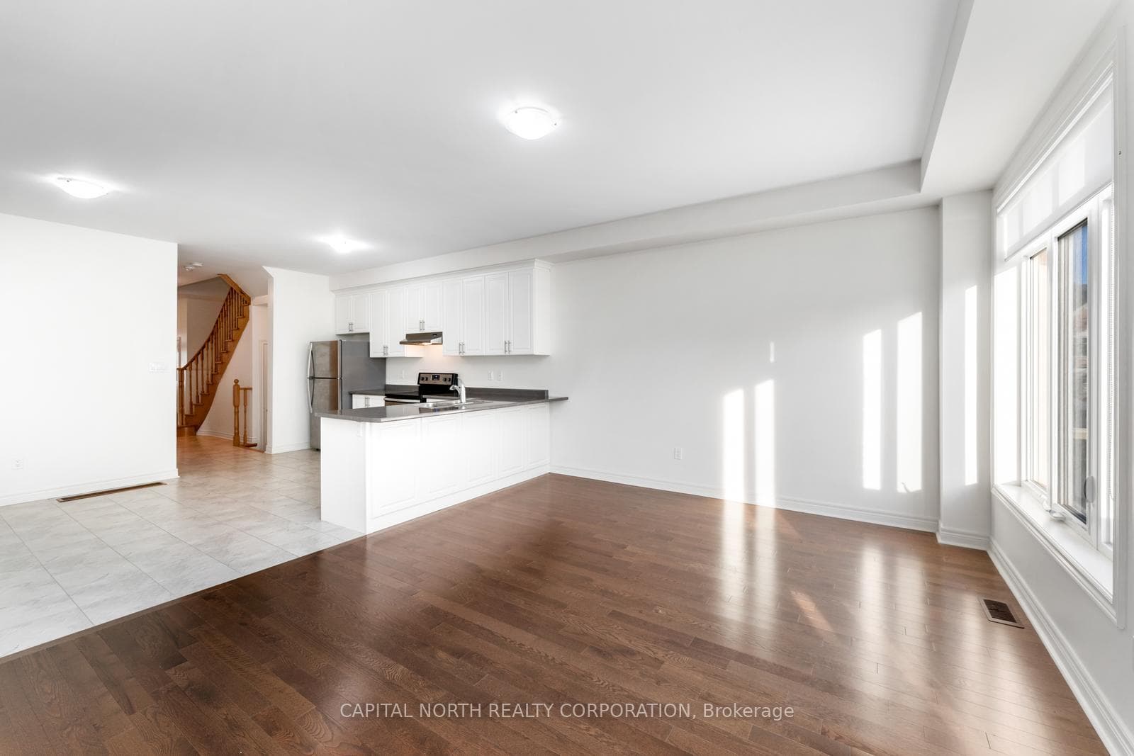 84 Fortis Crescent photo 16