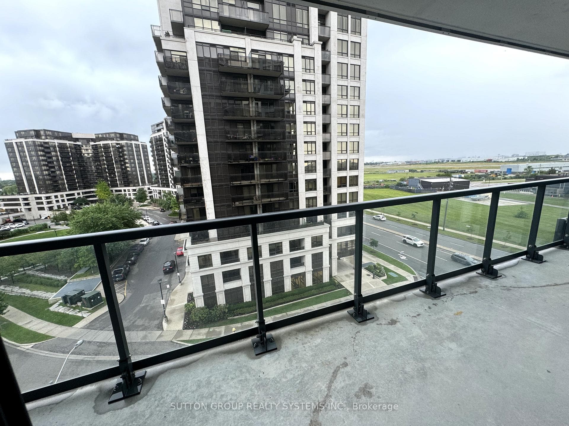 1100 Sheppard Avenue Unit 810 photo 9
