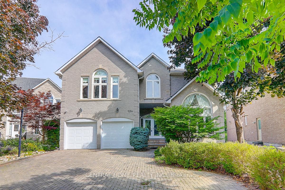 134 Bradgate Drive photo 2