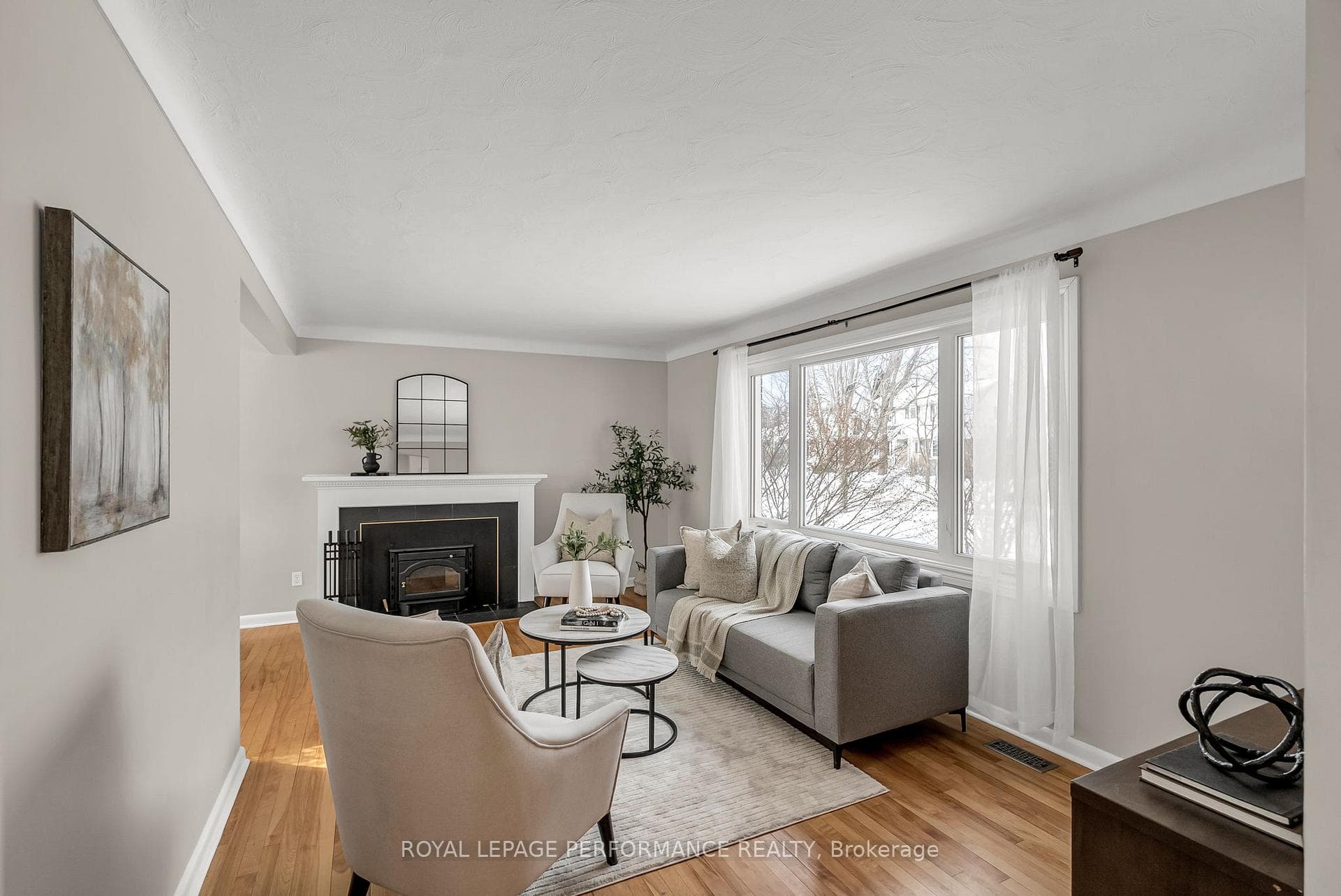 876 Chapman Boulevard photo 3