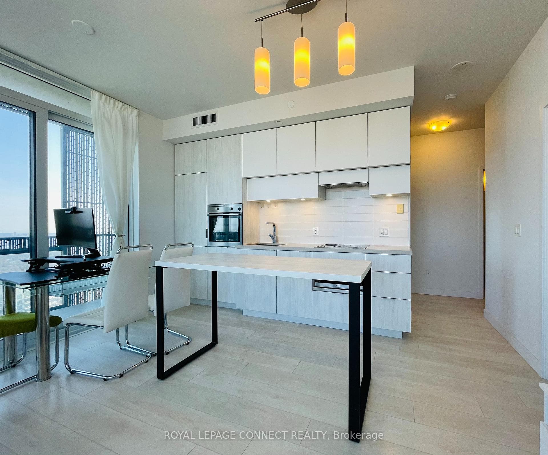 8 Eglinton Avenue Unit 4708 photo 17