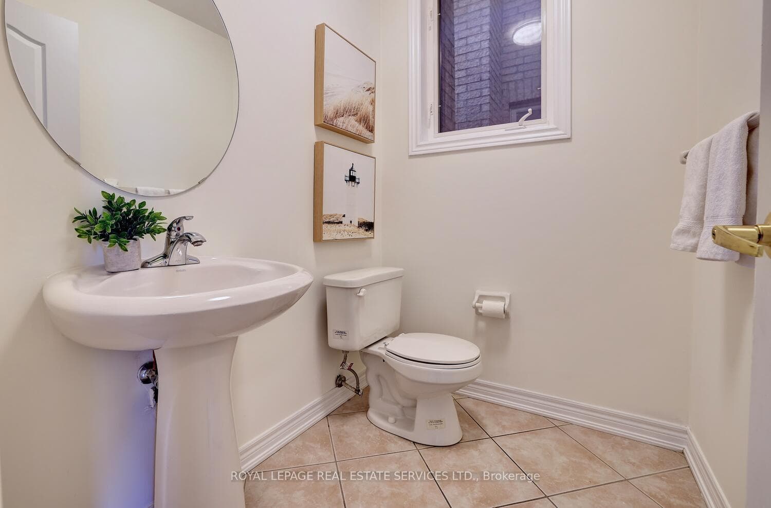 63 Whisperwood Road photo 15