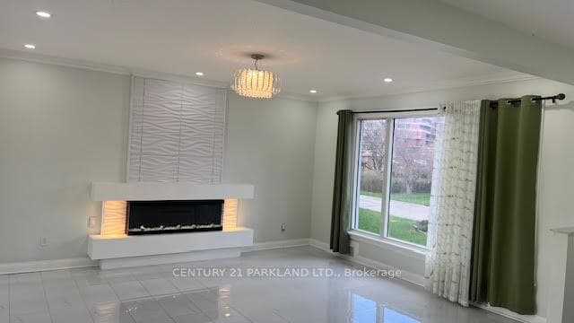 8 Kingsmere Crescent photo 7