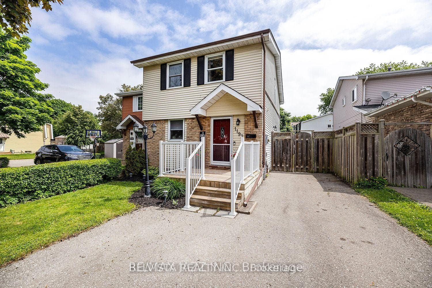 1193 Venus Crescent Unit Main photo 1