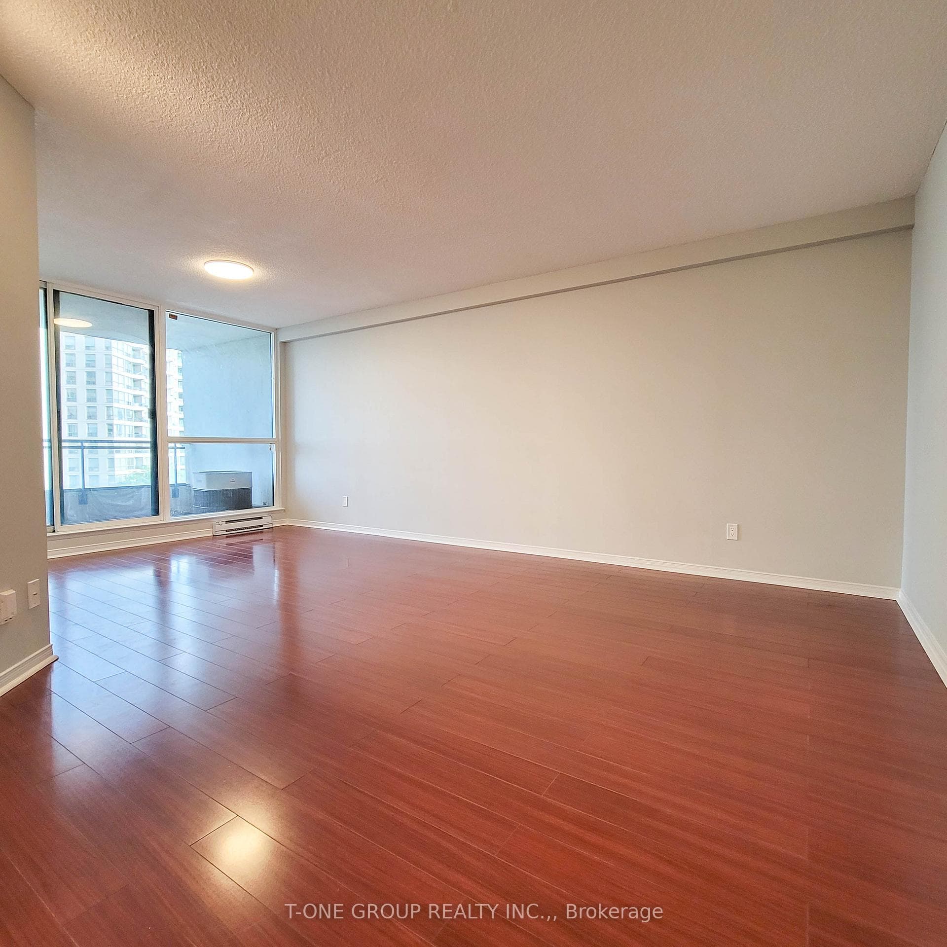 4725 Sheppard Avenue Unit 701 photo 6