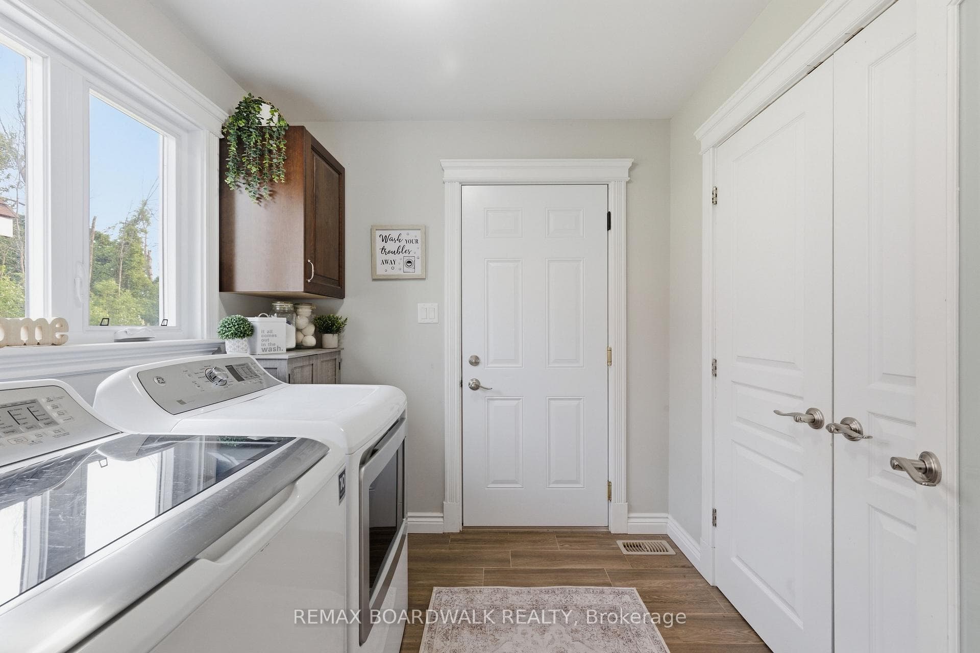 17 Albert Street photo 31
