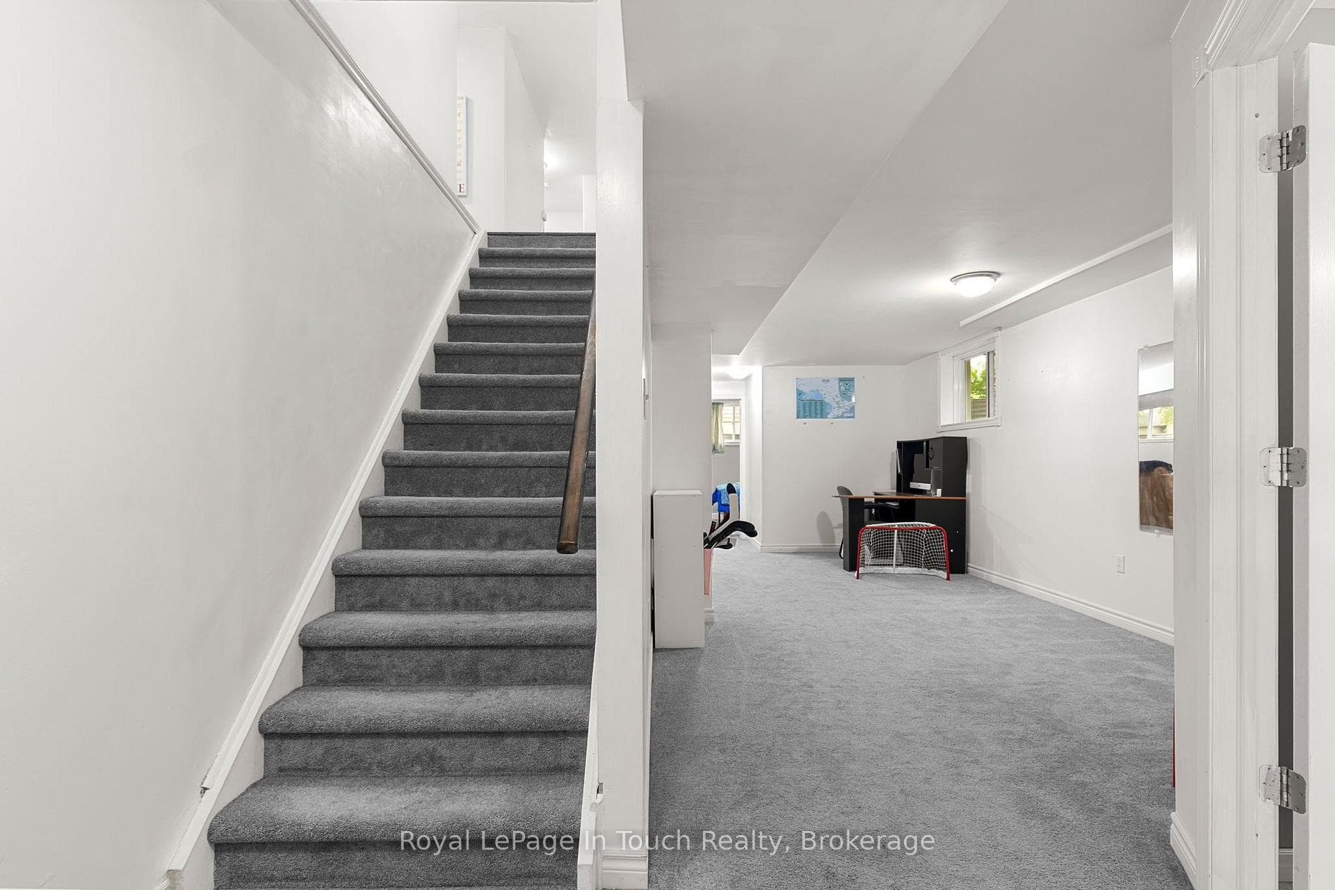 66 Donlands Court photo 21