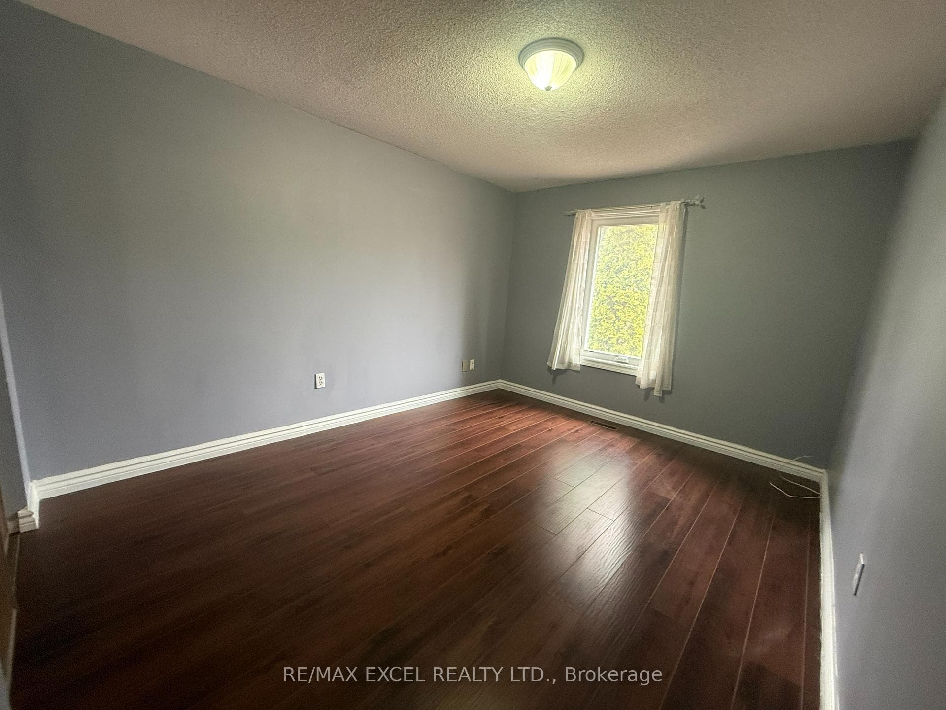 18 Ducatel Crescent photo 15