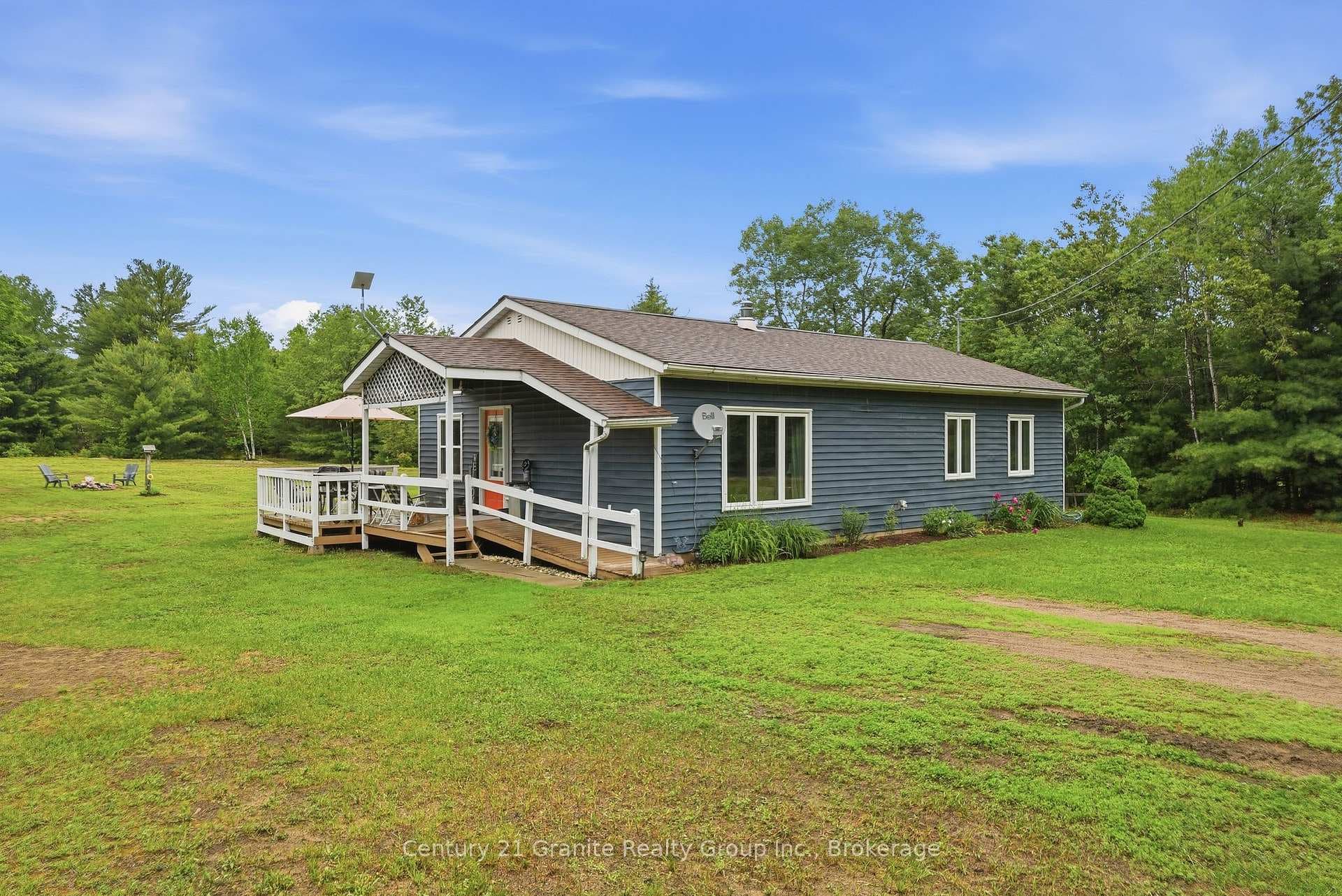 18 Pine Ridge Road photo 1