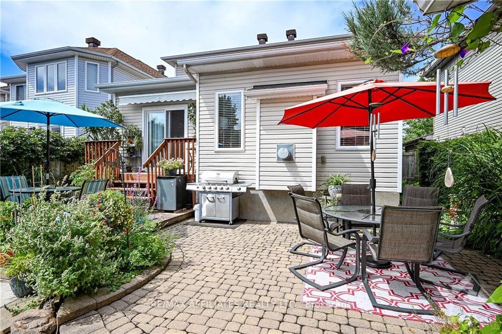1597 DUPLANTE Avenue photo 28