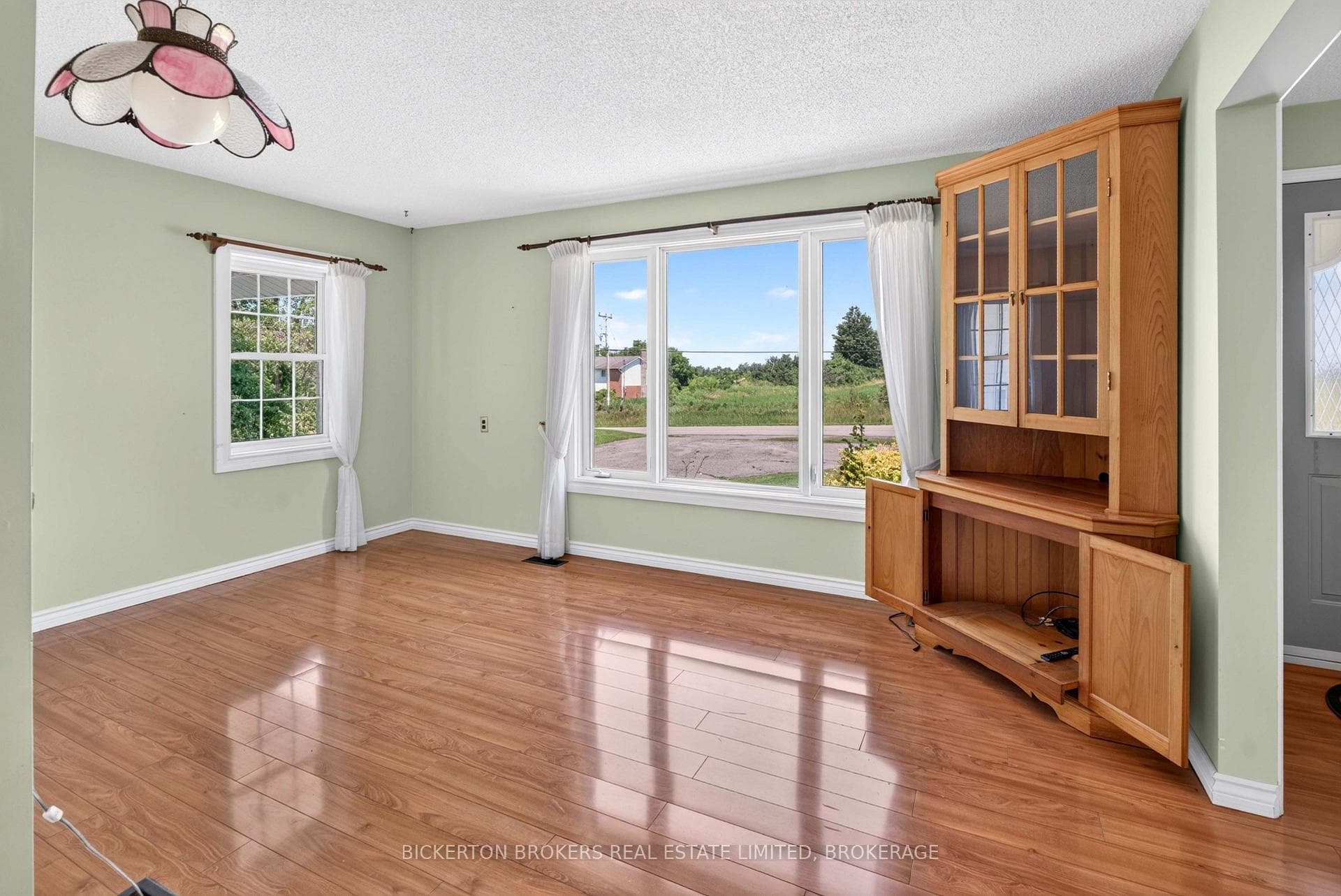 154 Eden Grove Road photo 14