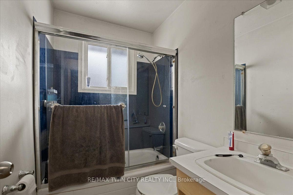 85 Elm Street photo 12