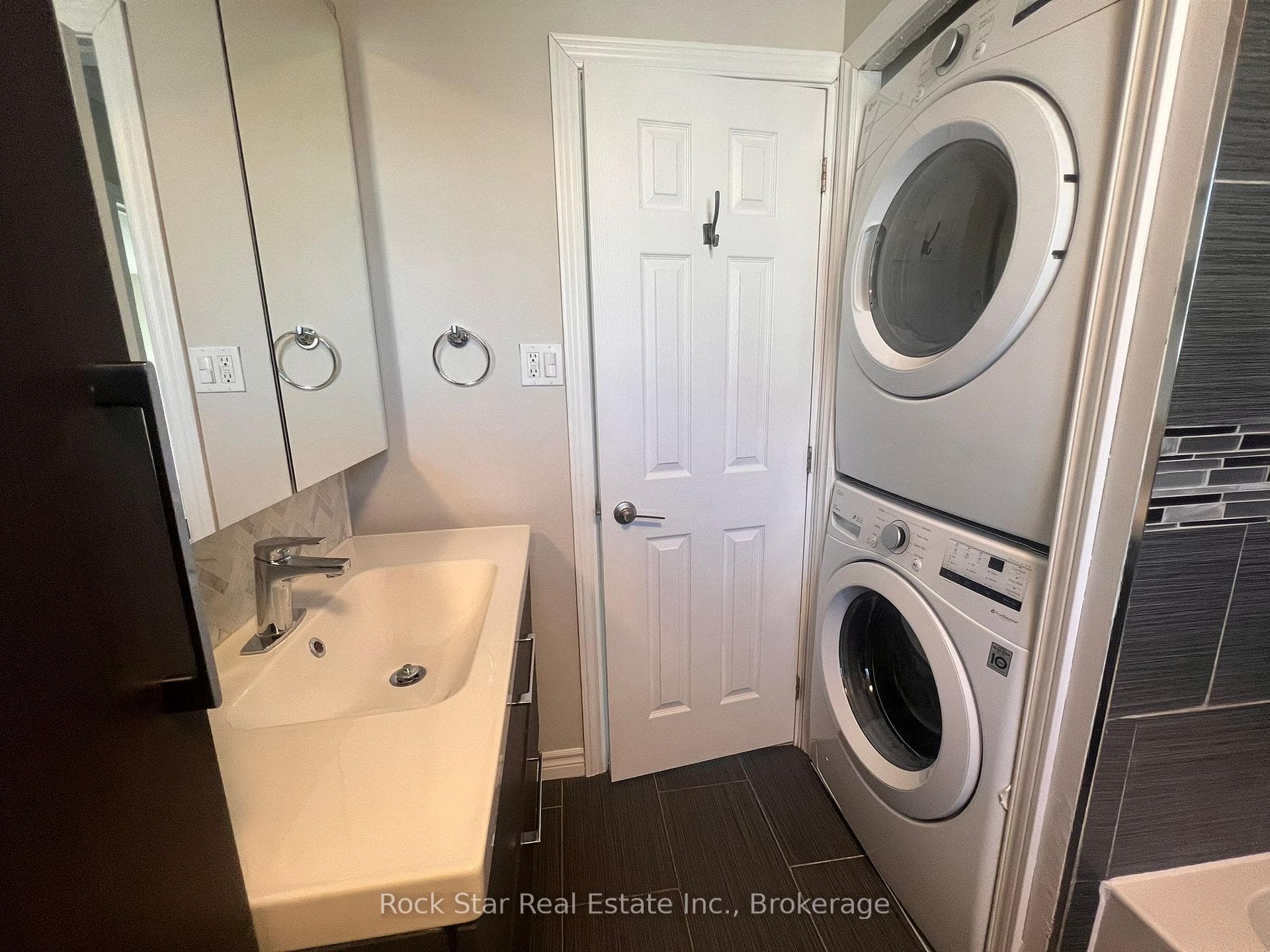 32 BENDINGROAD Crescent photo 12