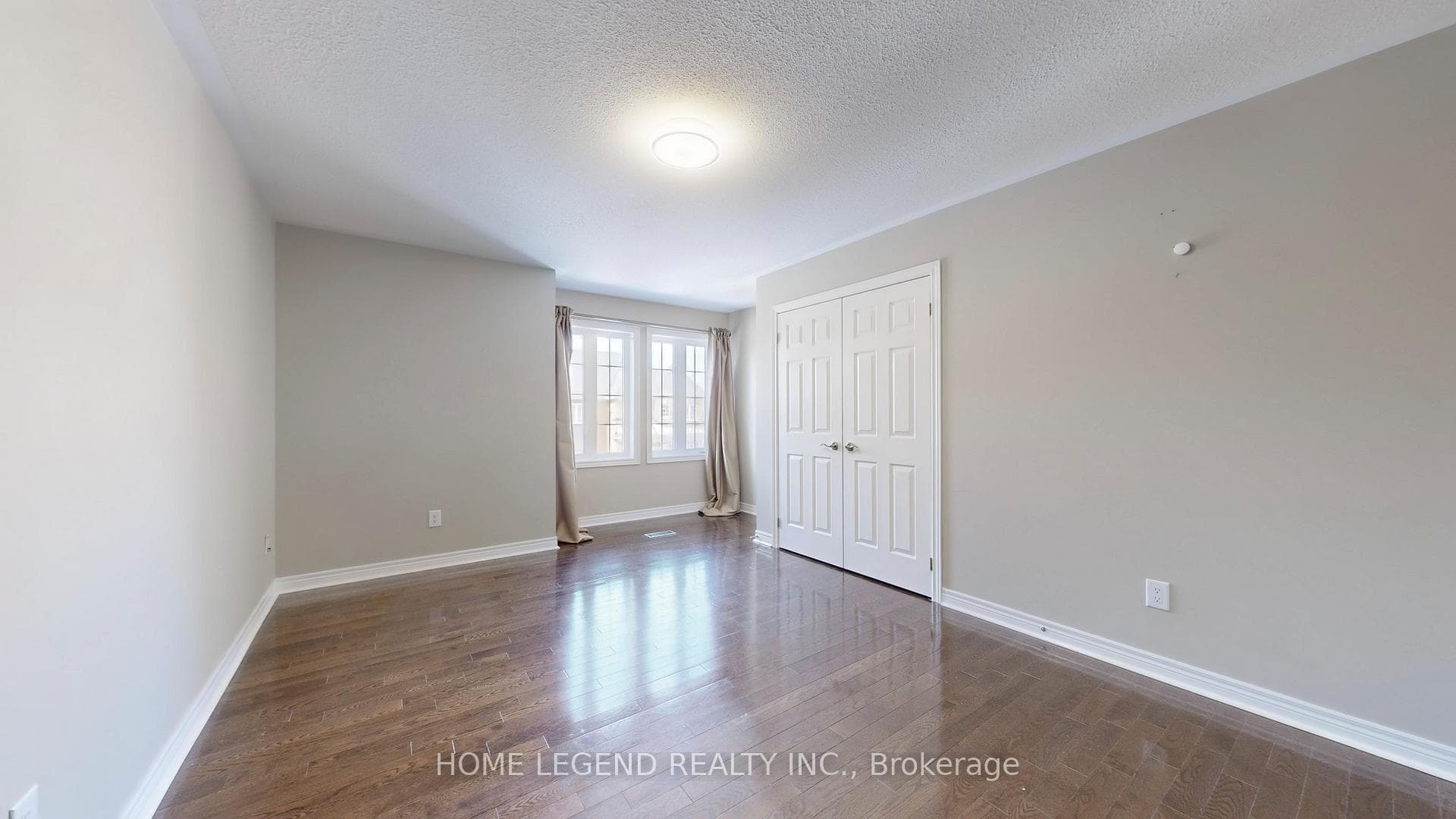 1 Siena Drive photo 38