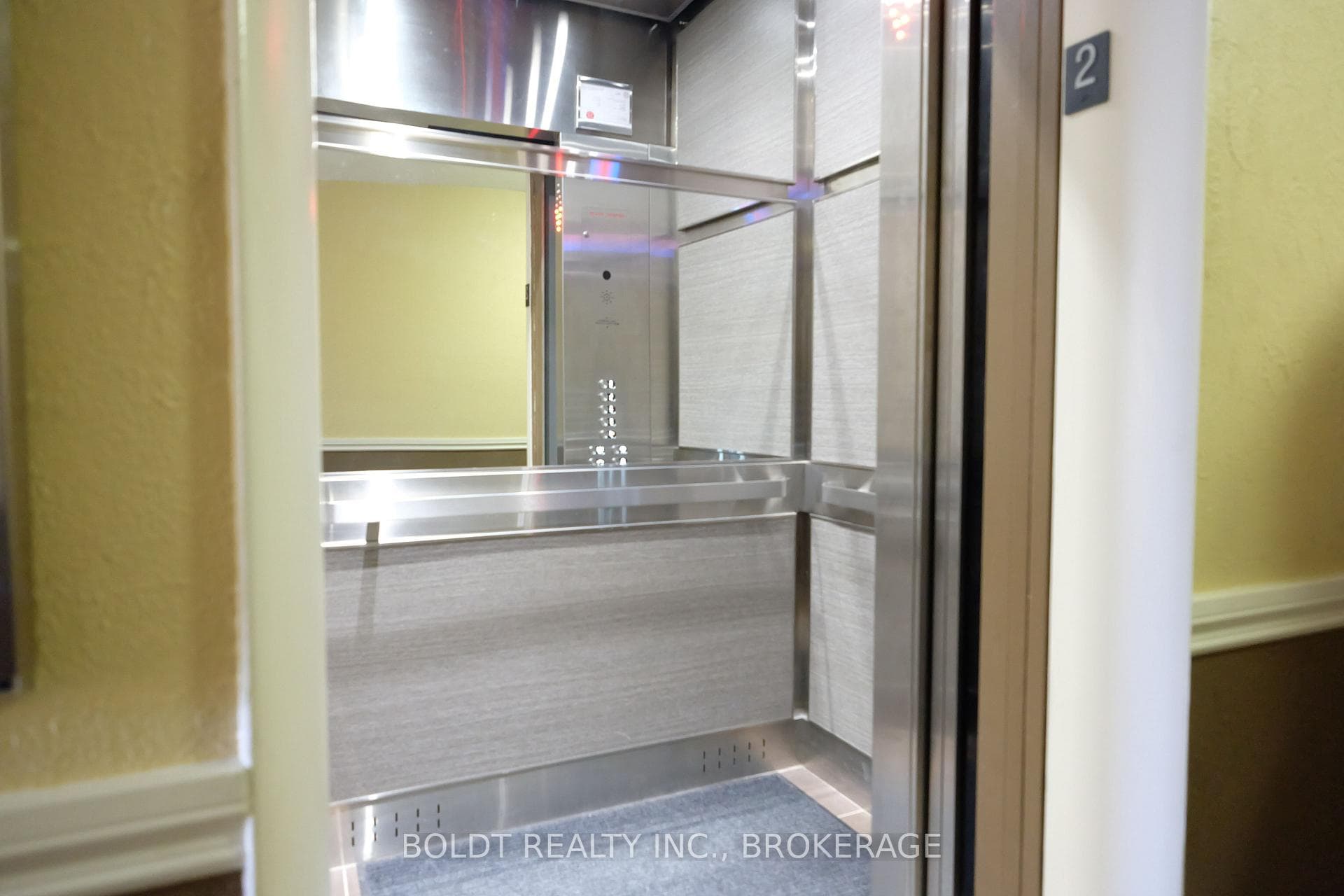 Elevator