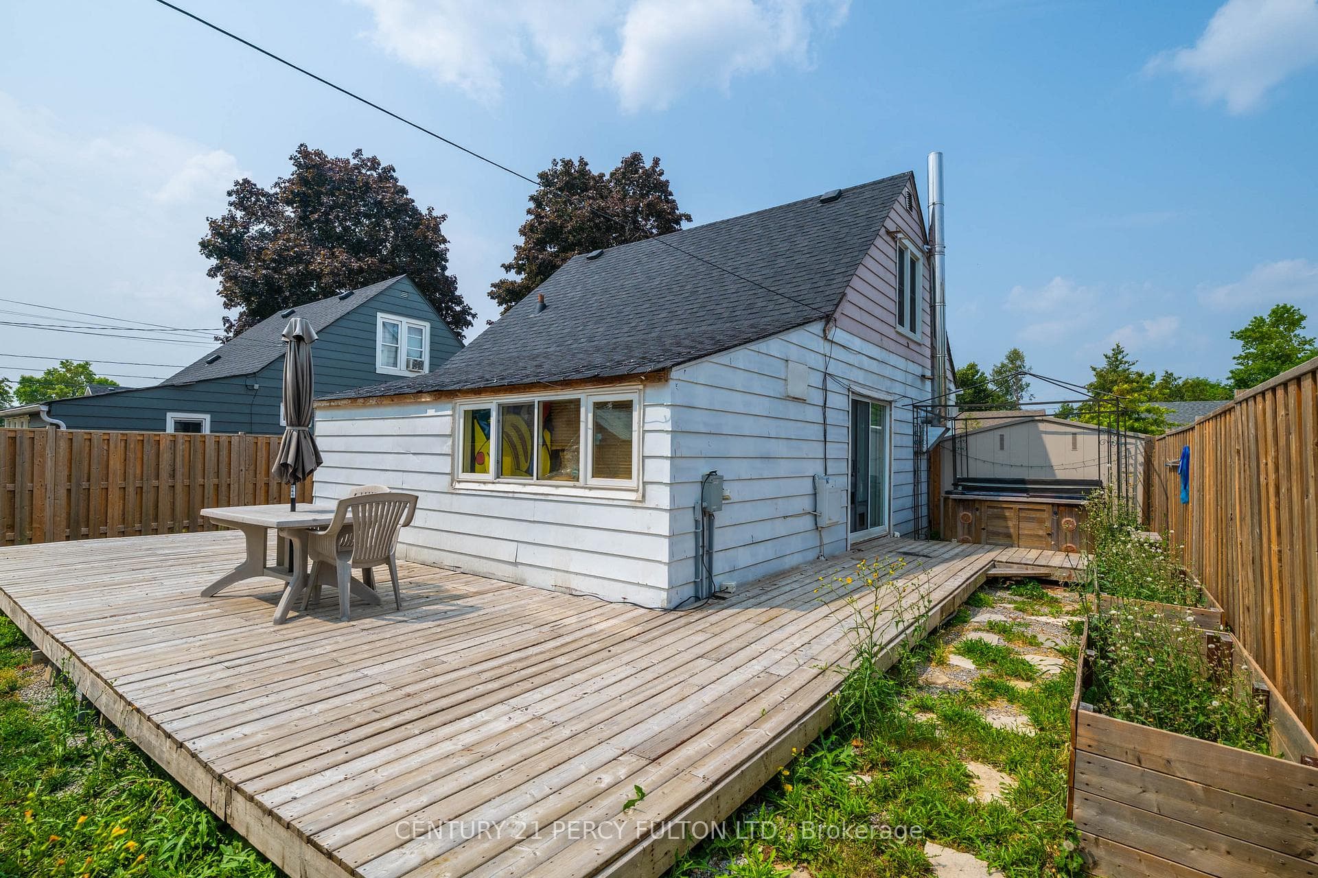 253 Princess Elizabeth Crescent photo 29