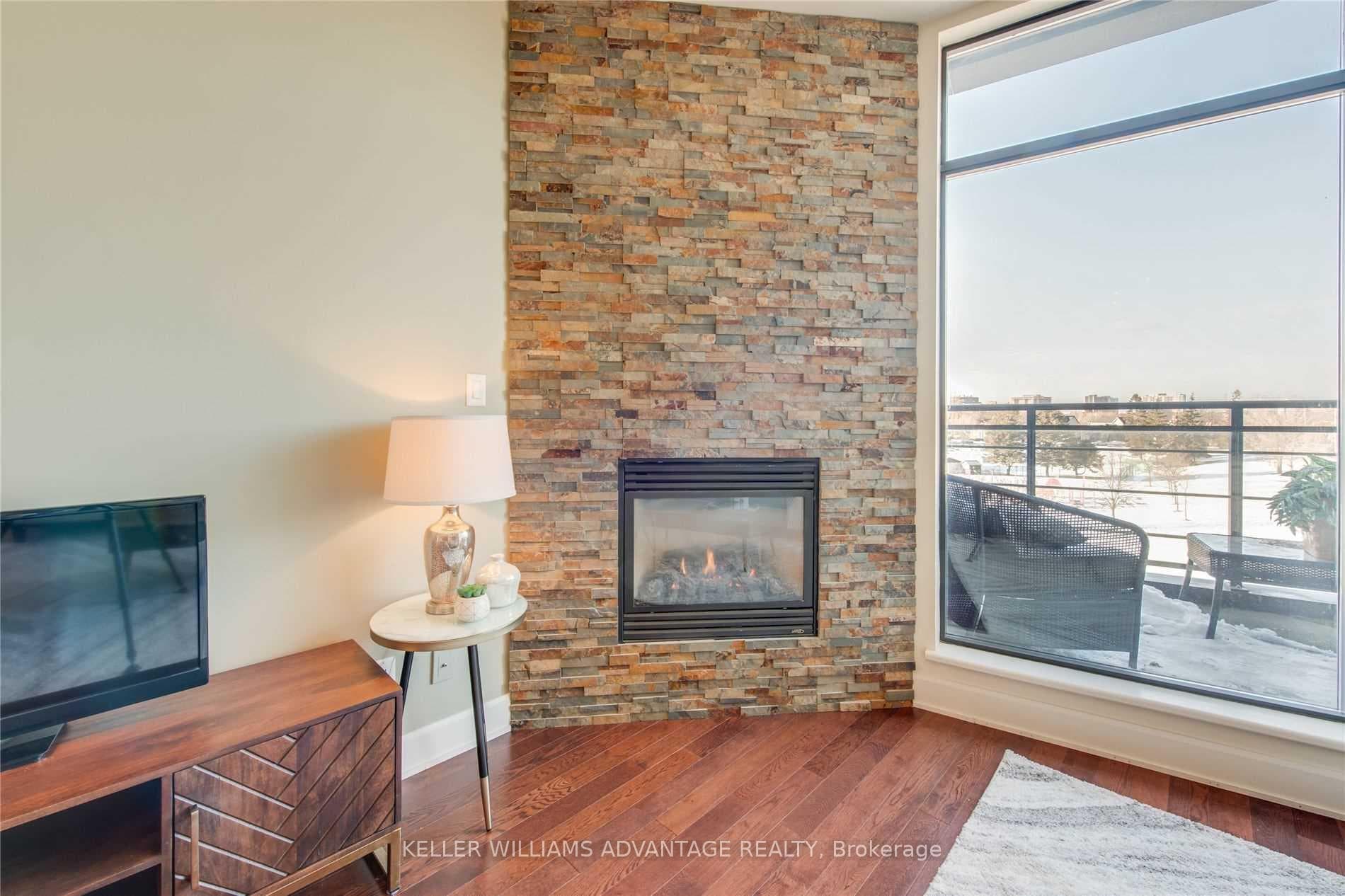 160 Fallingbrook Road Unit 202 photo 15