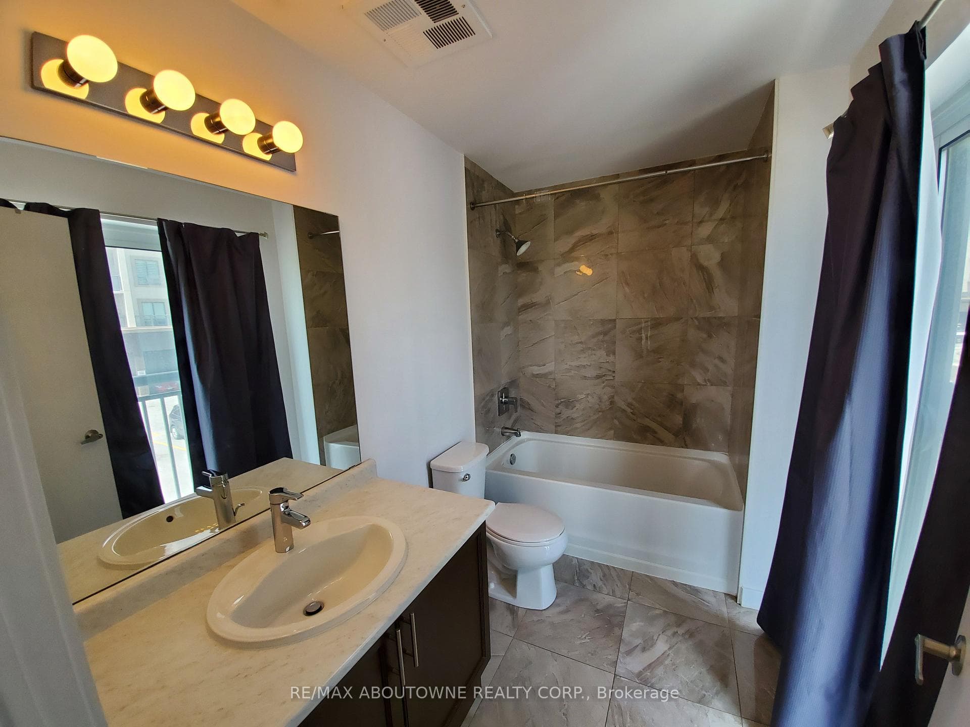 2490 OLD BRONTE Road Unit 205 photo 13