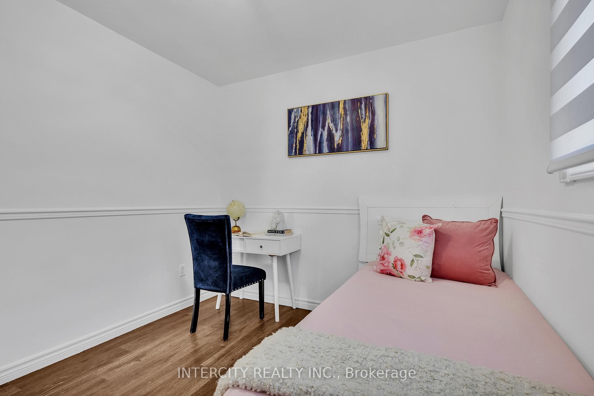 58 Marlis Crescent photo 18