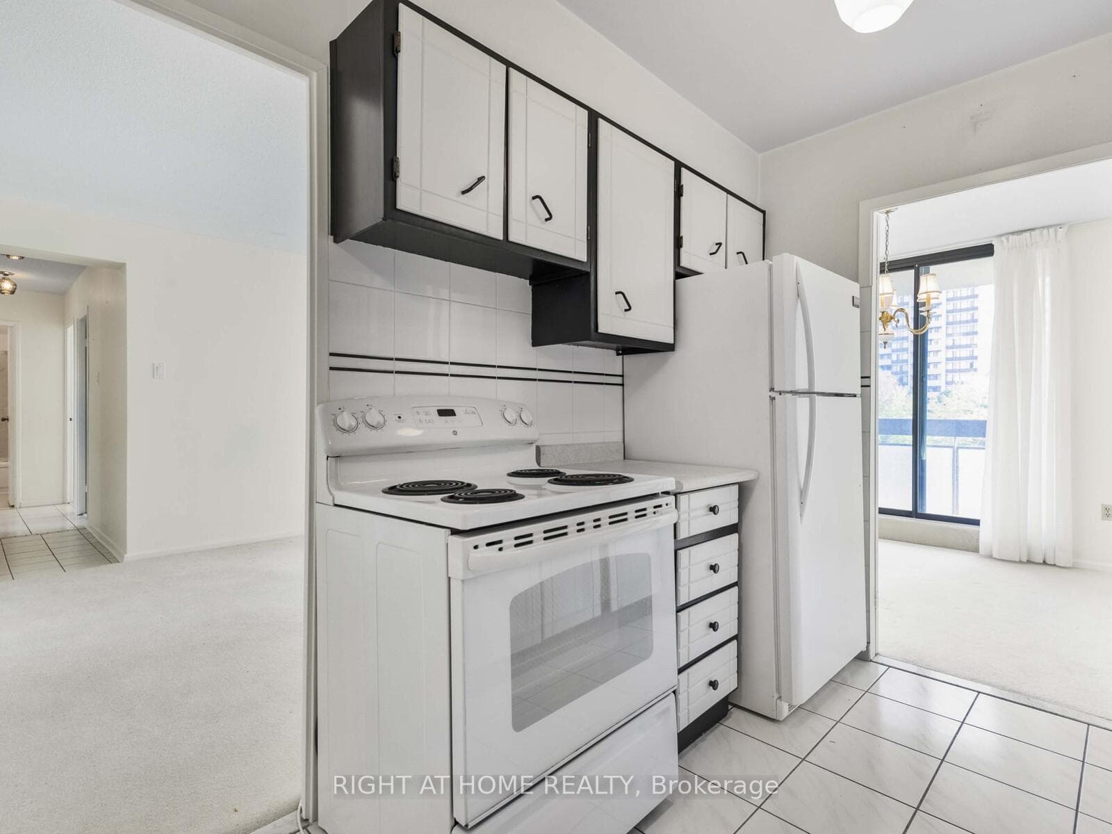 177 Linus Road Unit 612 photo 11