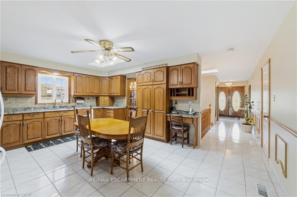 546 Dicenzo Drive photo 13