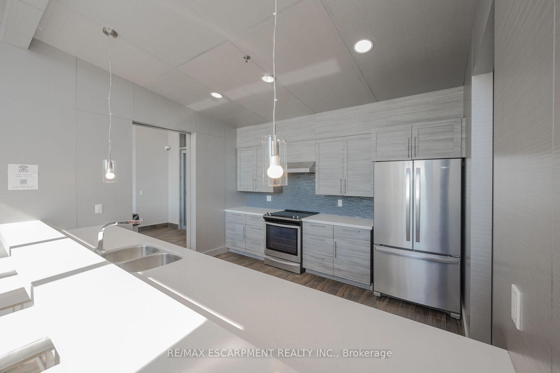 2081 Fairview Street Unit 1208 photo 27