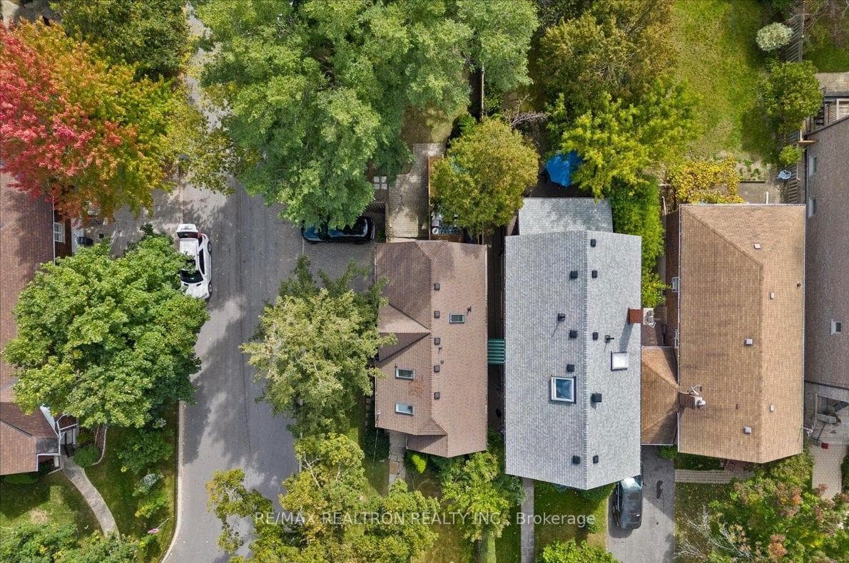 495 St Germain Avenue photo 23