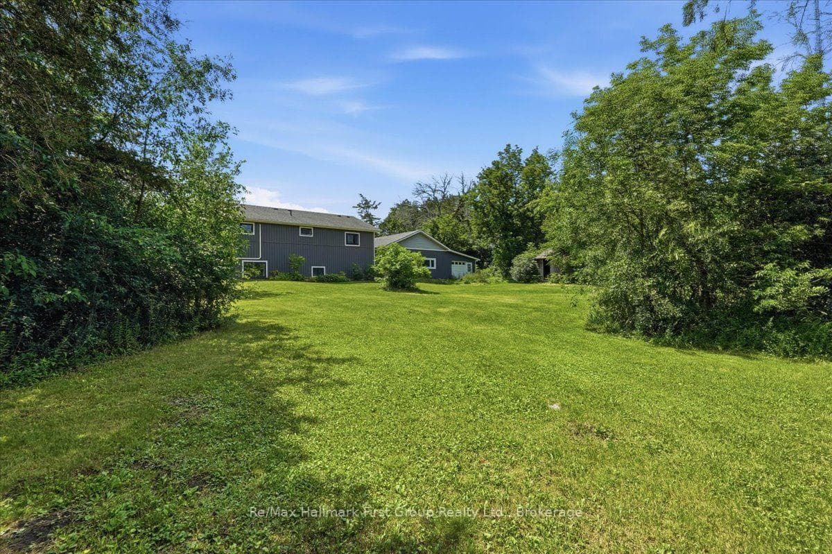 1233 Lazier Road photo 43