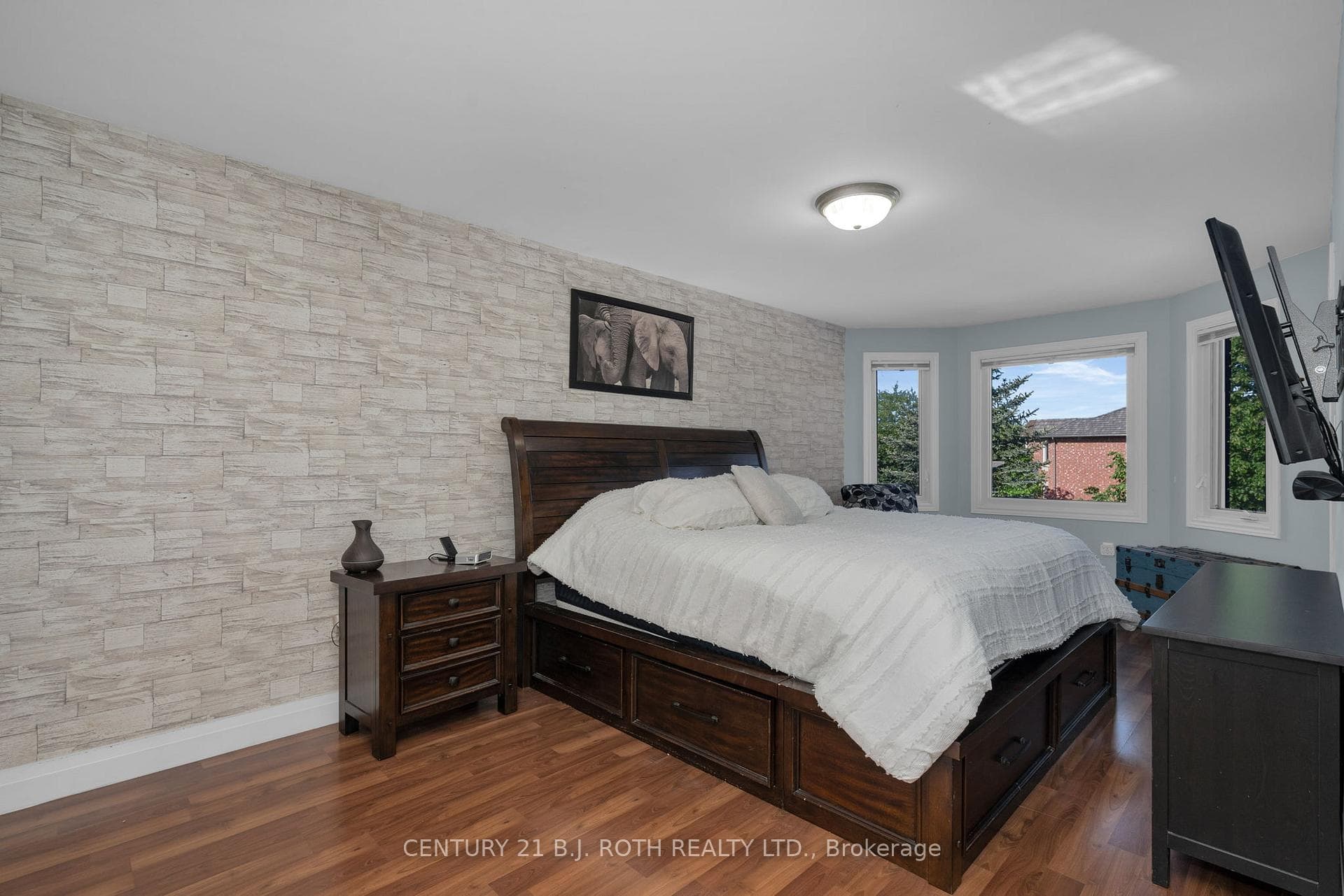 2283 Jack Crescent photo 15
