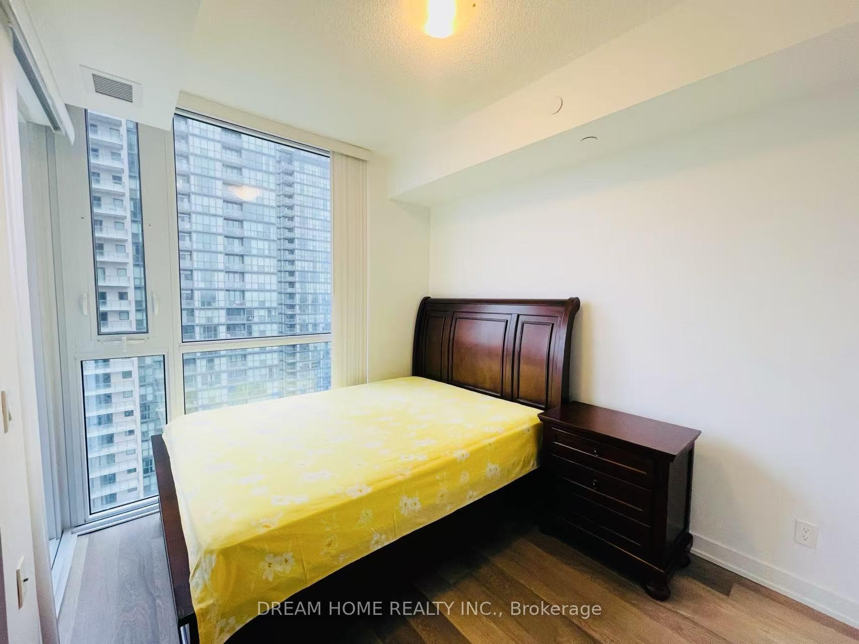 5180 Yonge Street Unit 1810 photo 15