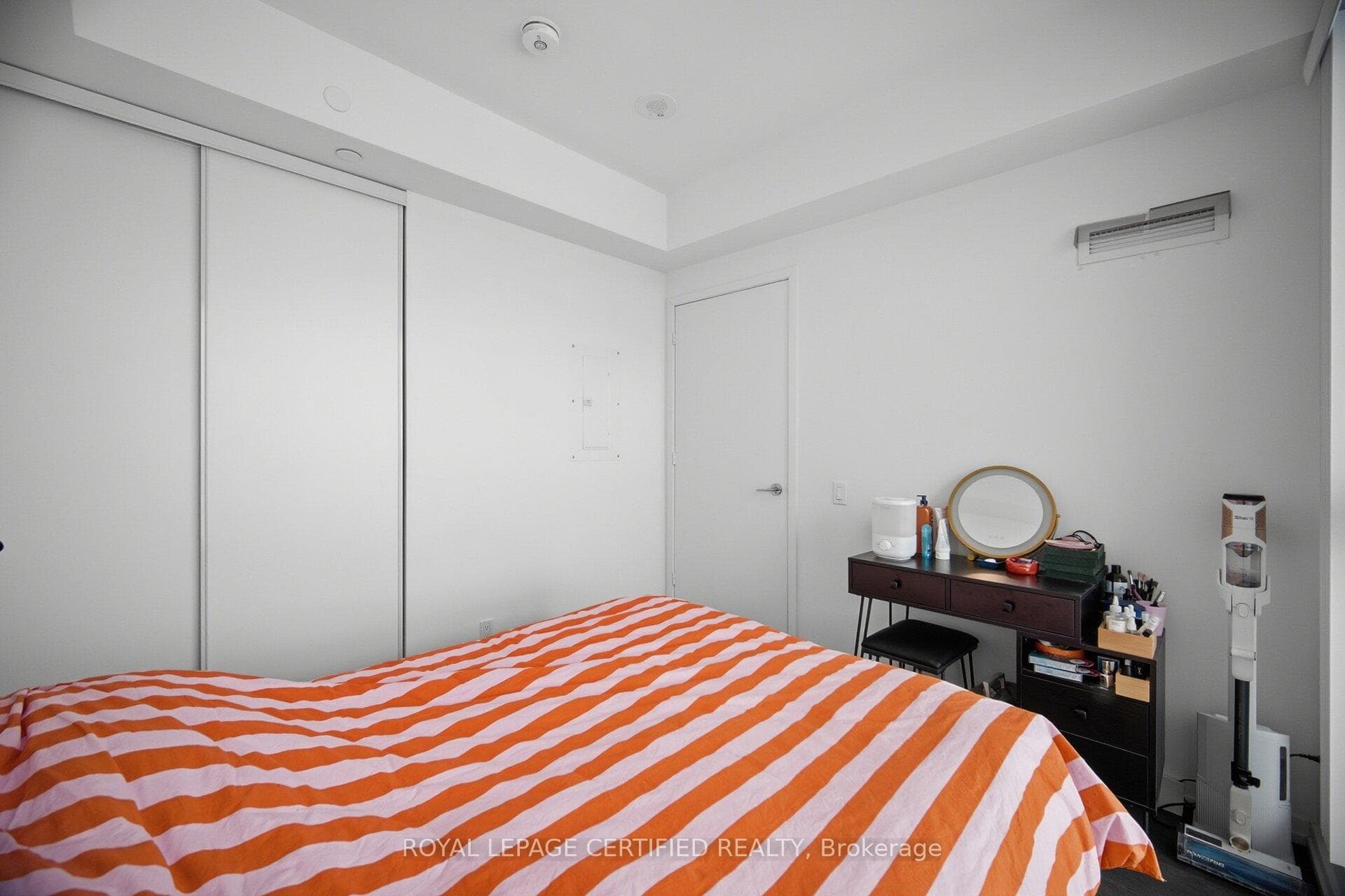 1000 PORTAGE Parkway Unit 3901 photo 19