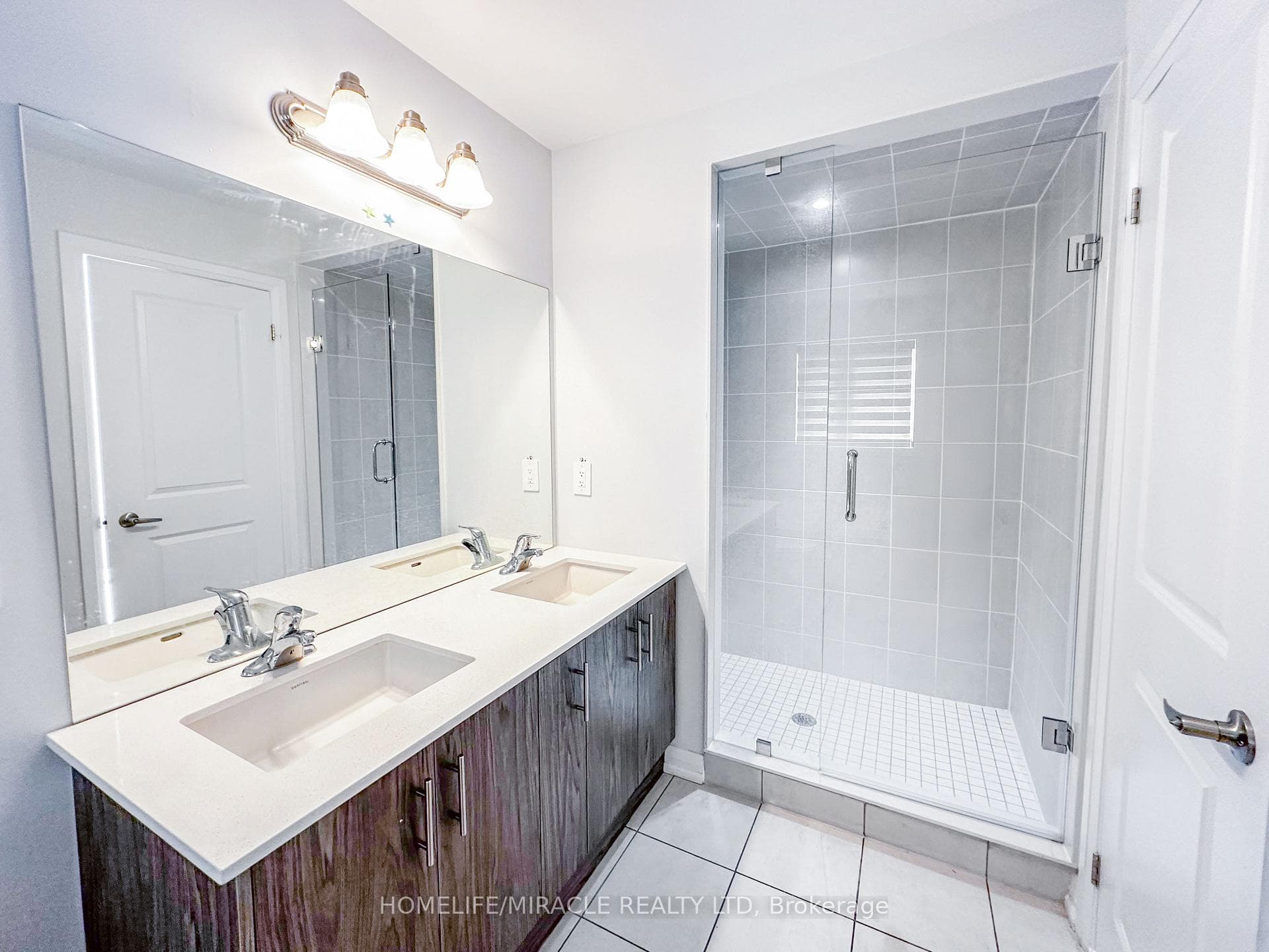 108 Corley Street photo 22