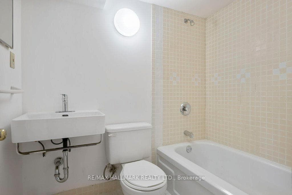 26 Whitman Street photo 34