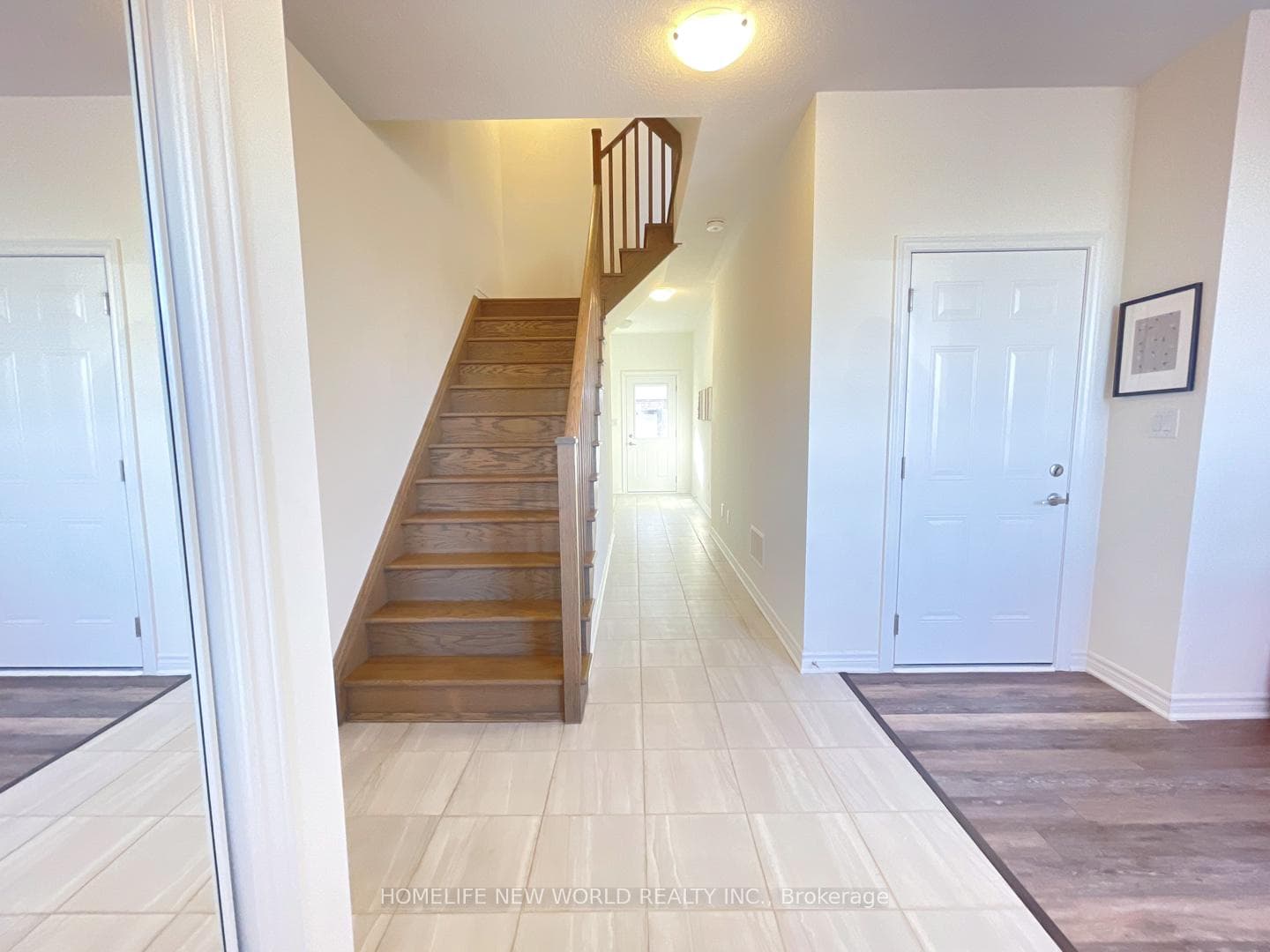36 Chicago Lane photo 7