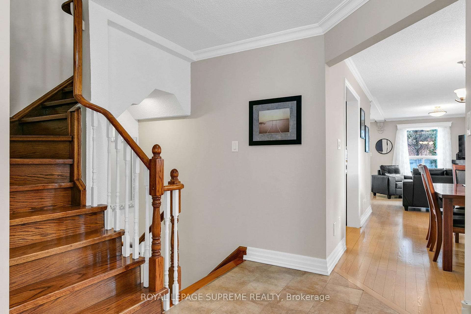 512 Leatherleaf Drive photo 4