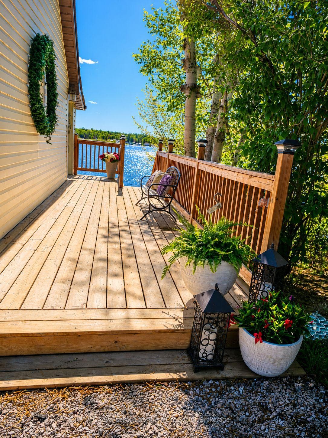 237 Norland Road photo 32