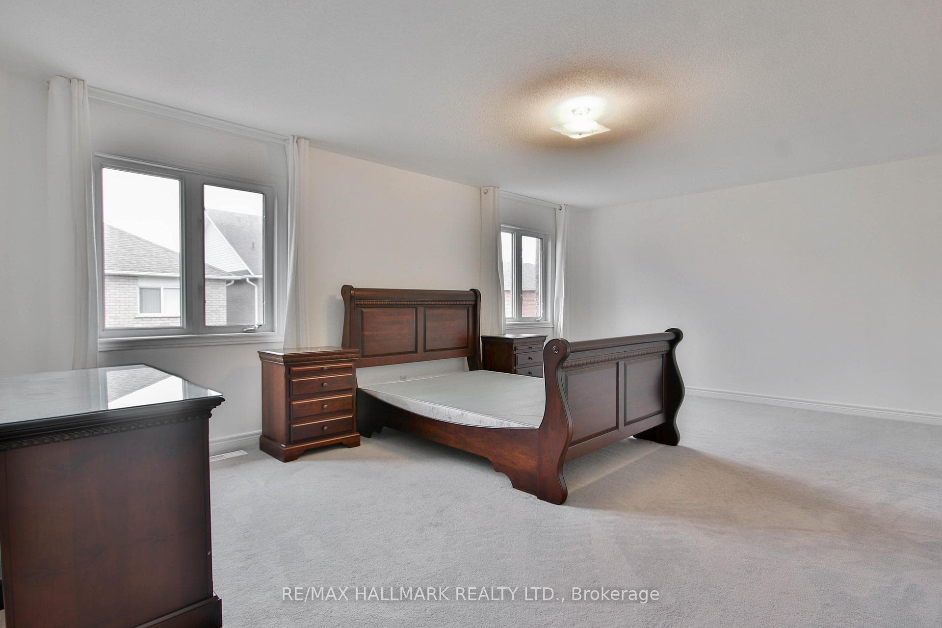 15 Briarglen Road photo 40