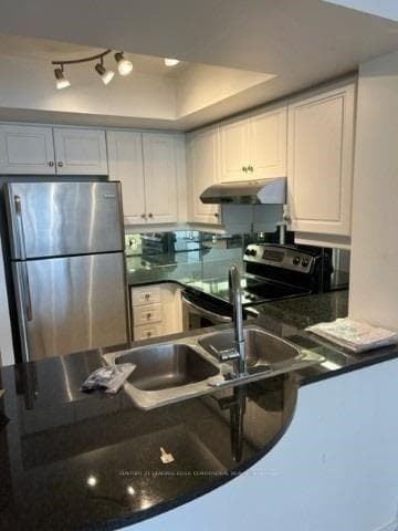 2 Rean Drive Unit 1708 photo 11