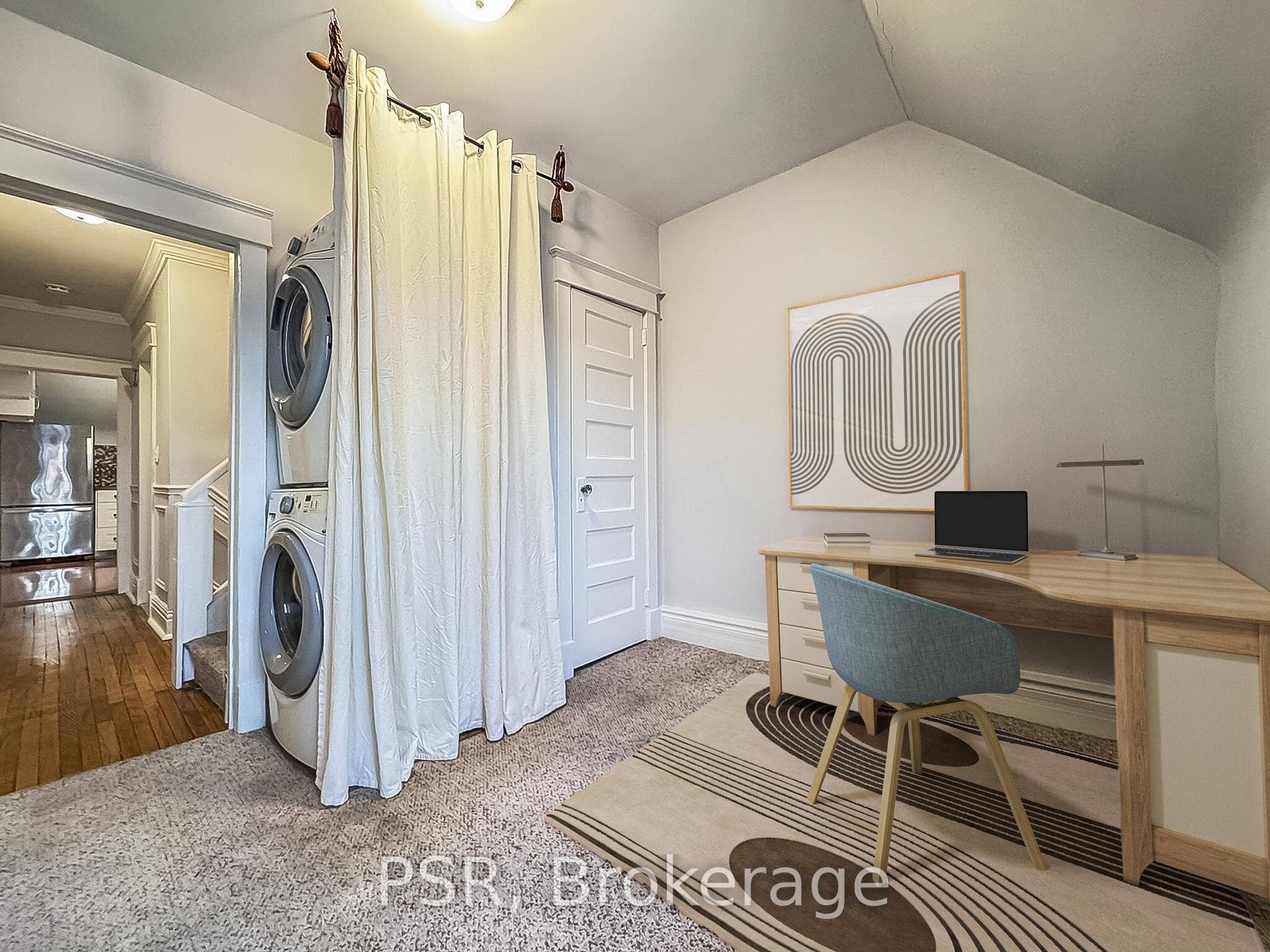 79 Wembley Drive Unit Upper photo 18