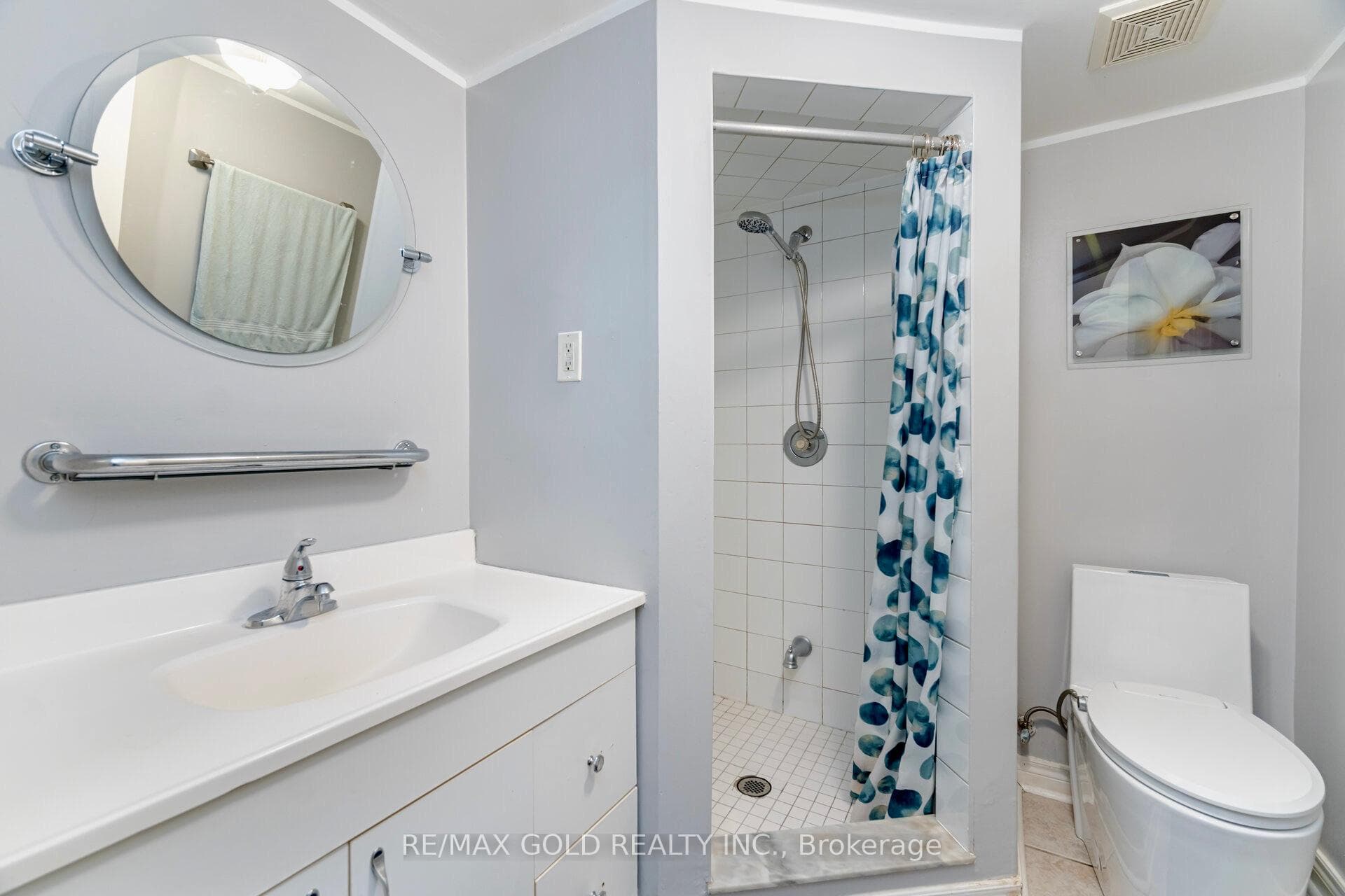 5352 BUSHELGROVE Circle photo 26