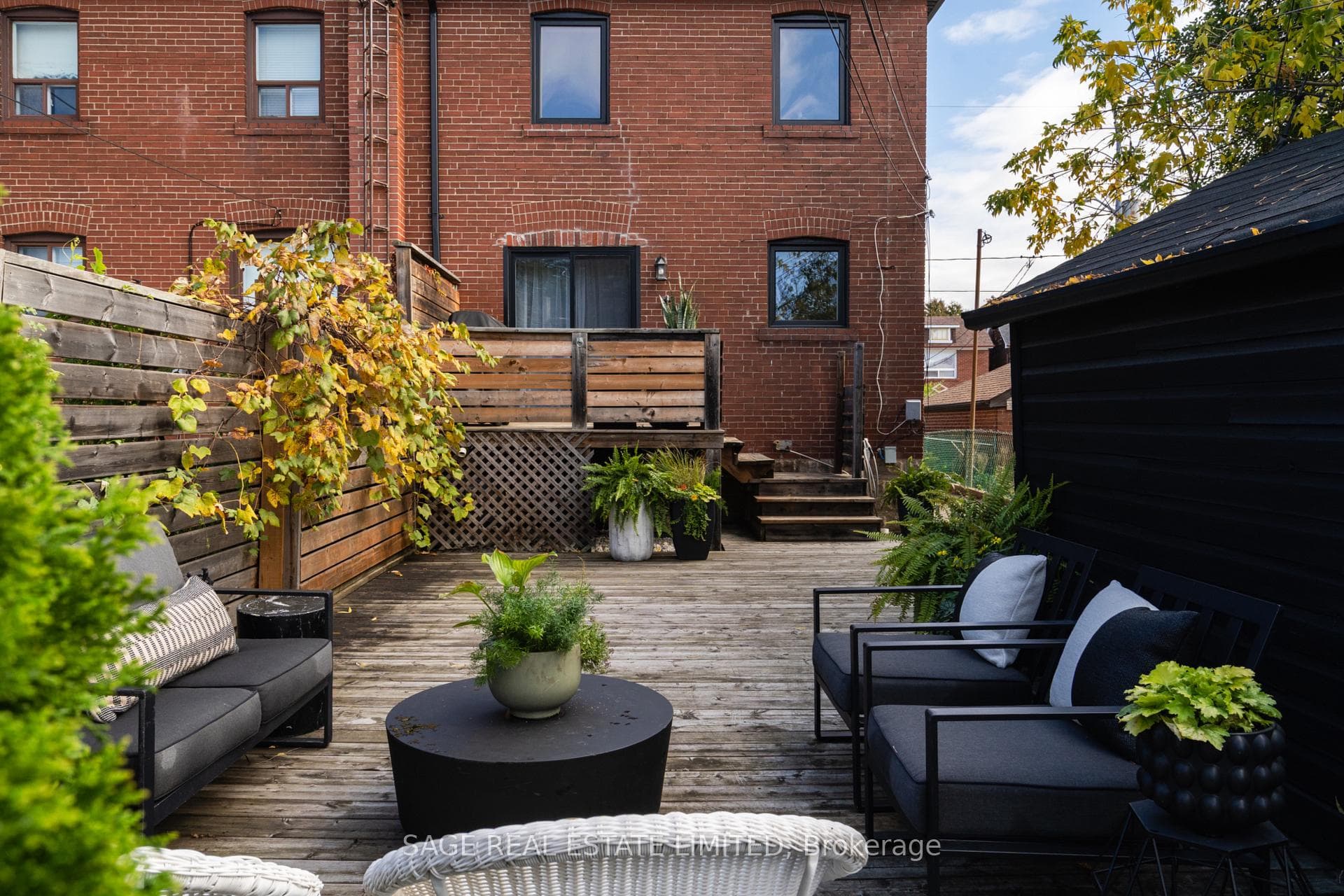 276 Oakwood Avenue photo 41