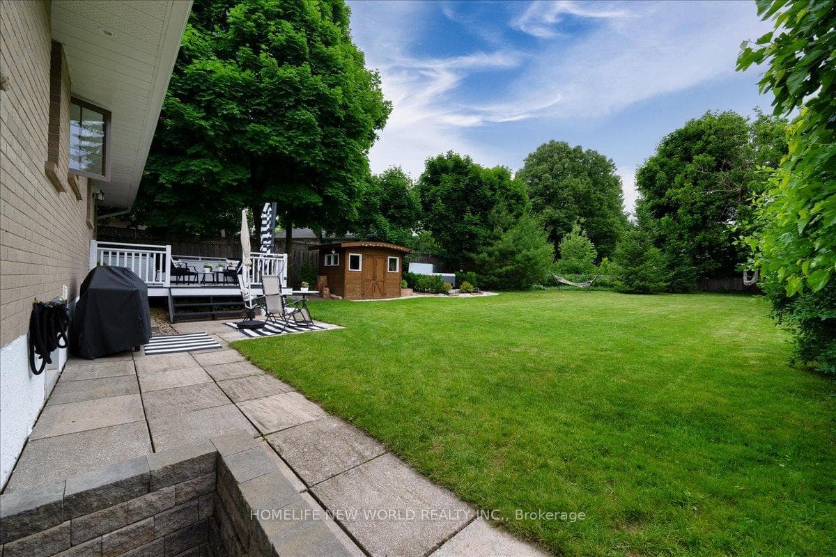 1227 Holton Heights Drive photo 34